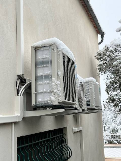 Installation de climatisation Daikin mono split à Ginasservis